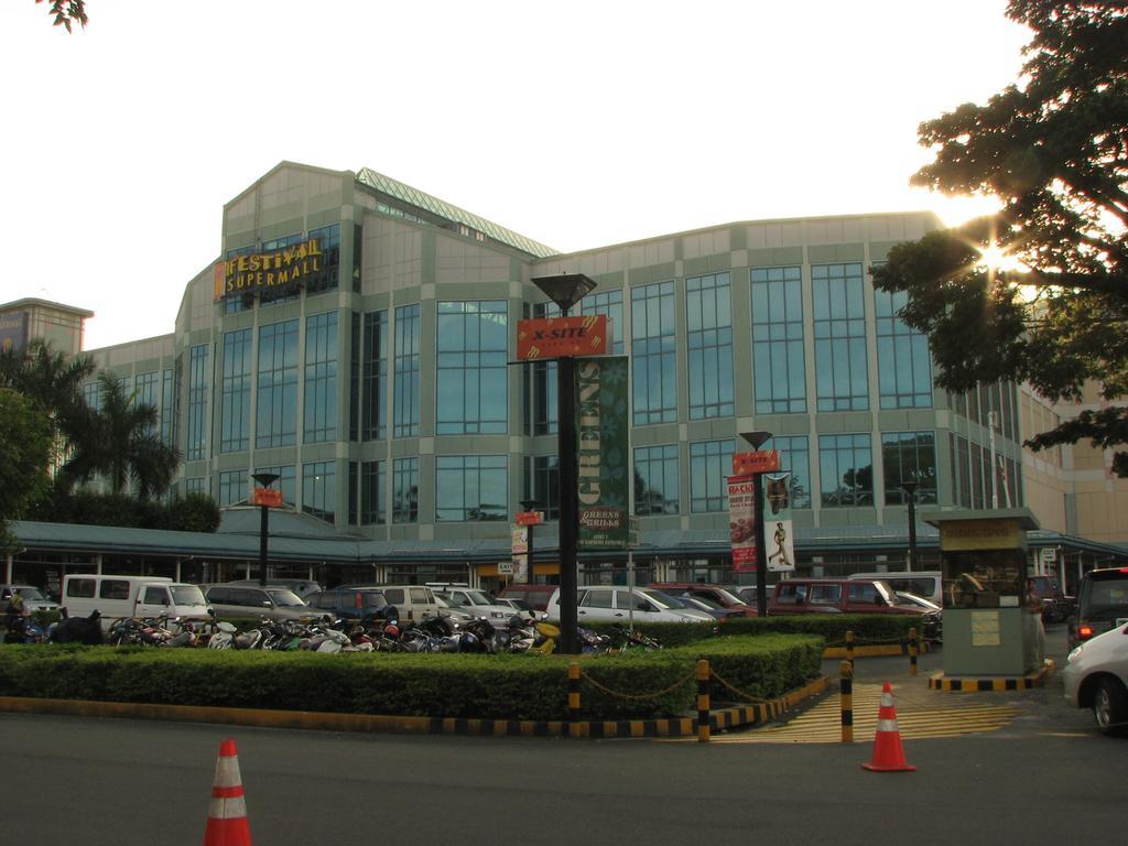 Darvy Suite Muntinlupa City Luaran gambar
